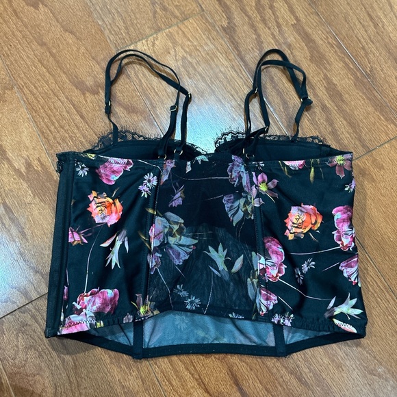 Victoria’s Secret corset top - Picture 2 of 4